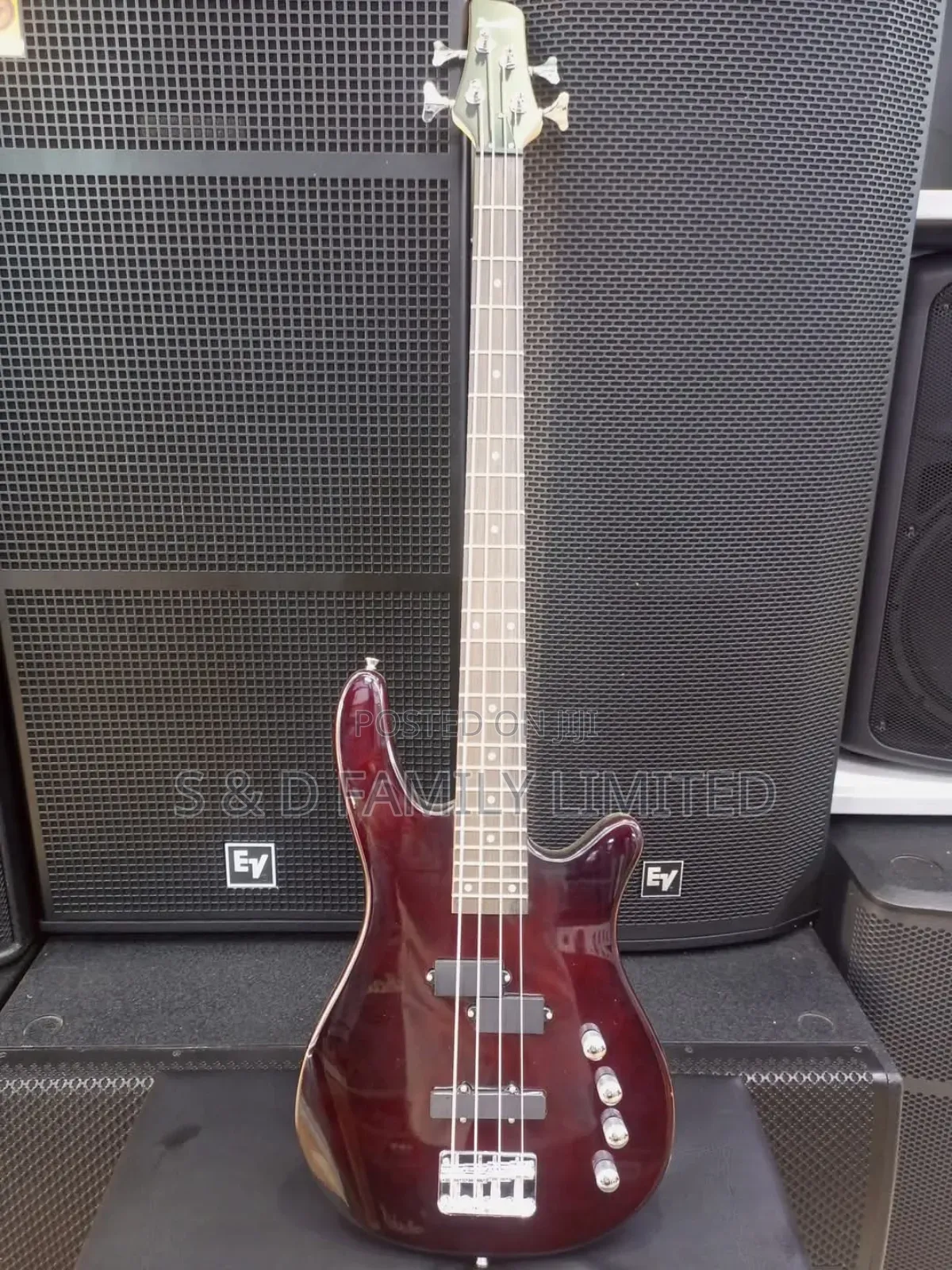 Ibanez Sr500e 4 String Bass Guitar