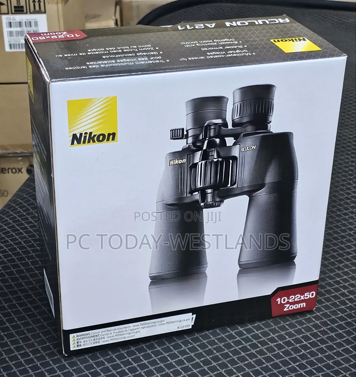 Nikon 10-22x50 Aculon A211 Binoculars
