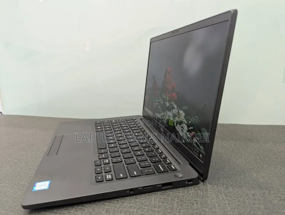 Laptop Dell Latitude 7400 8GB Intel Core I5 SSD 256GB