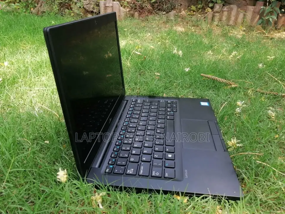 Laptop Dell Latitude 12 E7270 12GB Intel Core I5 SSD 256GB