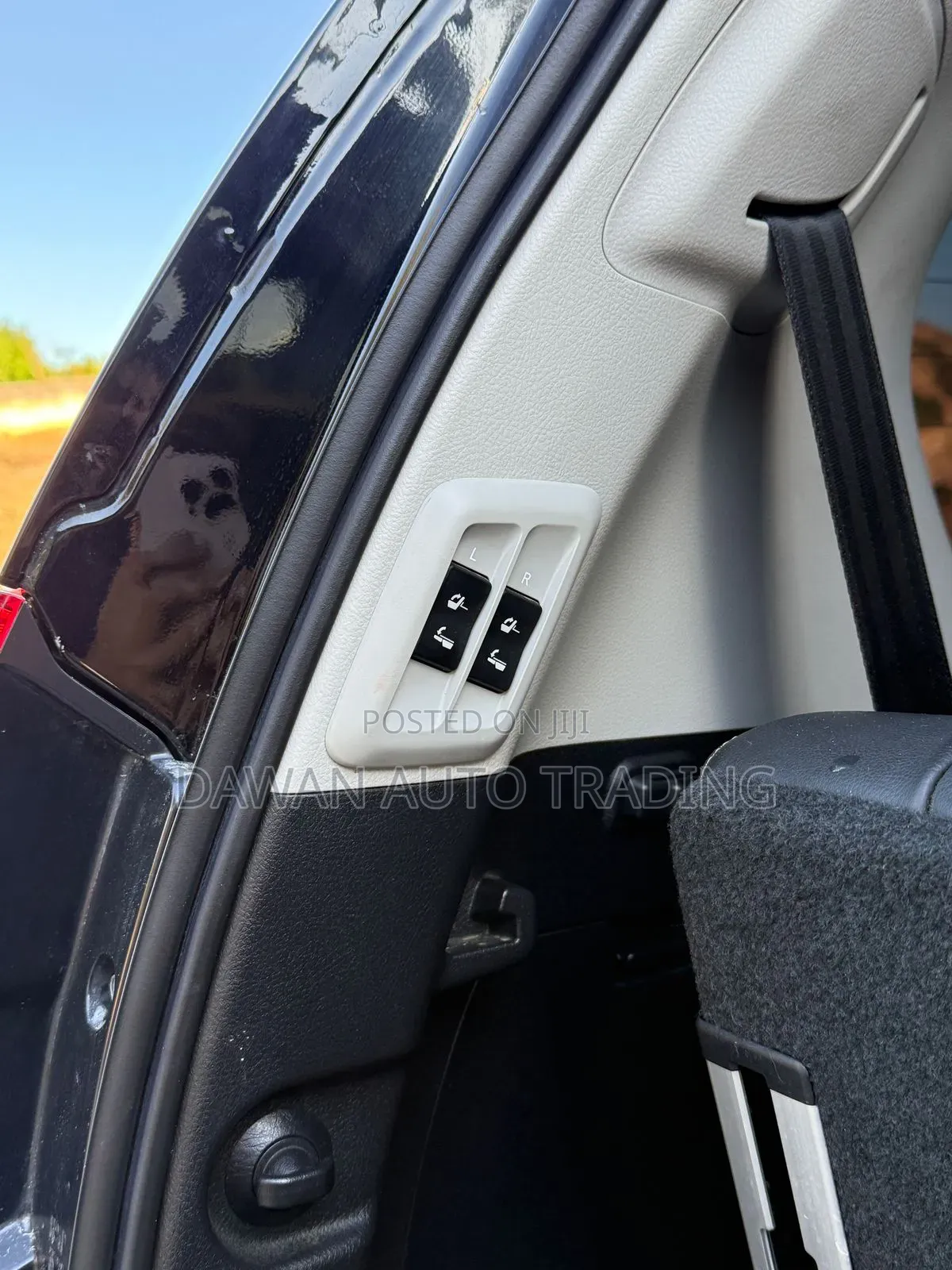 Toyota Land Cruiser Prado 2016 Black