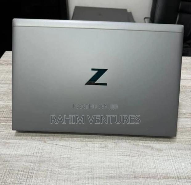 Laptop HP ZBook Firefly G8 16GB Intel Core i7 SSD 512GB - thumbnail 3