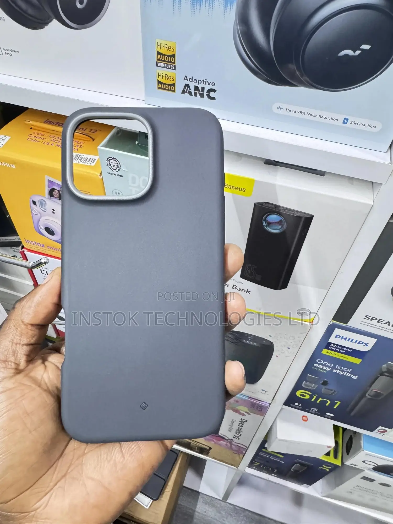 Caseology Nano Pop Mag Silicone Case for iPhone 16 Pro Max