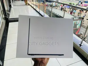 New Laptop Apple MacBook Air 2022 M2 8GB Apple M2 SSD 256GB
