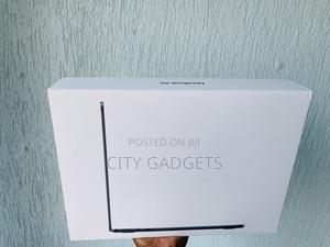 New Laptop Apple MacBook Air 2022 M2 8GB Apple M2 SSD 256GB