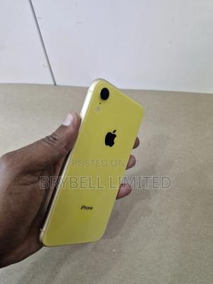Apple iPhone XR 64 GB Yellow - thumbnail 2