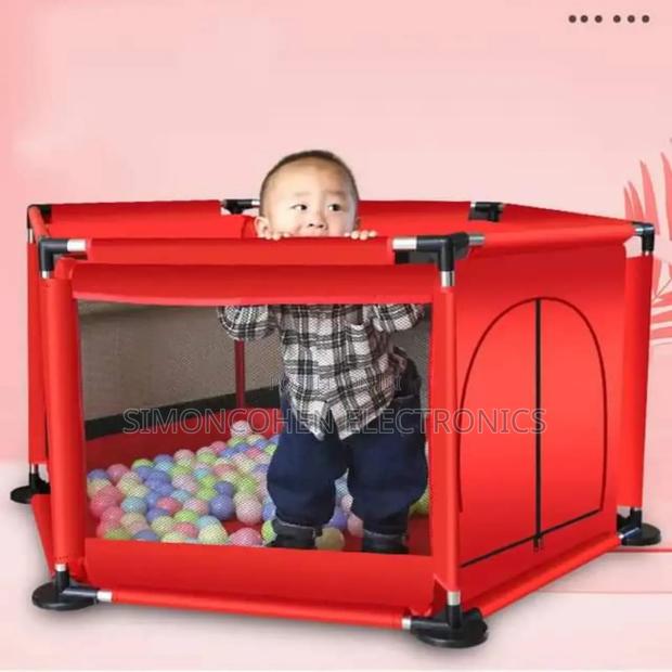 Game Fence With 30 Balls - main view