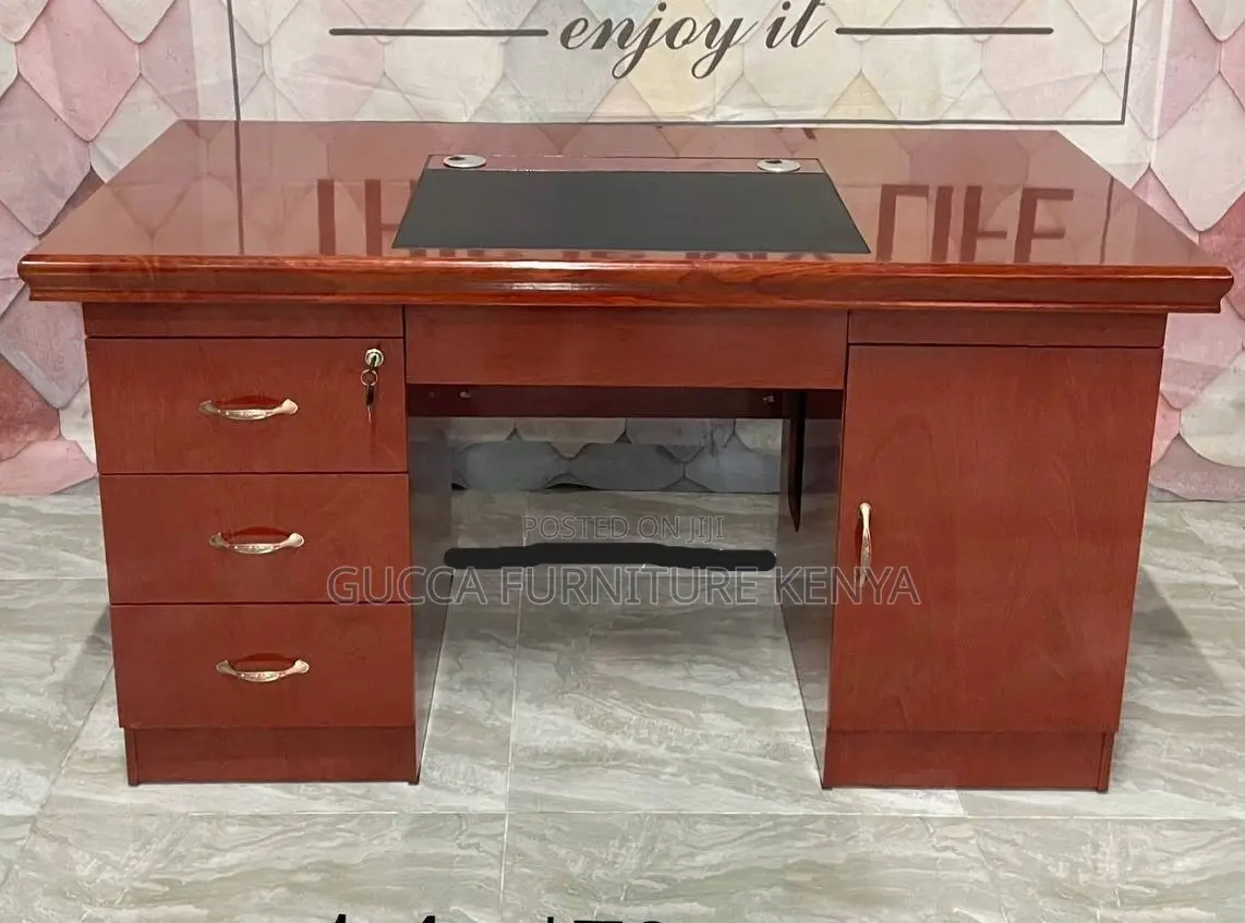 Office Tables:1400mm Executive Table in Mahogany for Office