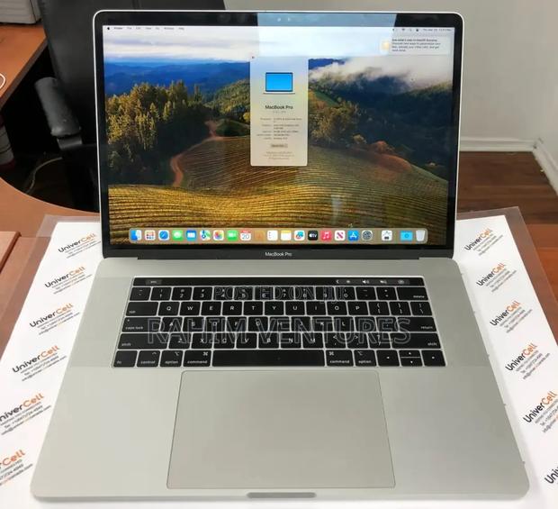 Laptop Apple MacBook Pro 2018 32GB Intel Core i9 SSD 512GB