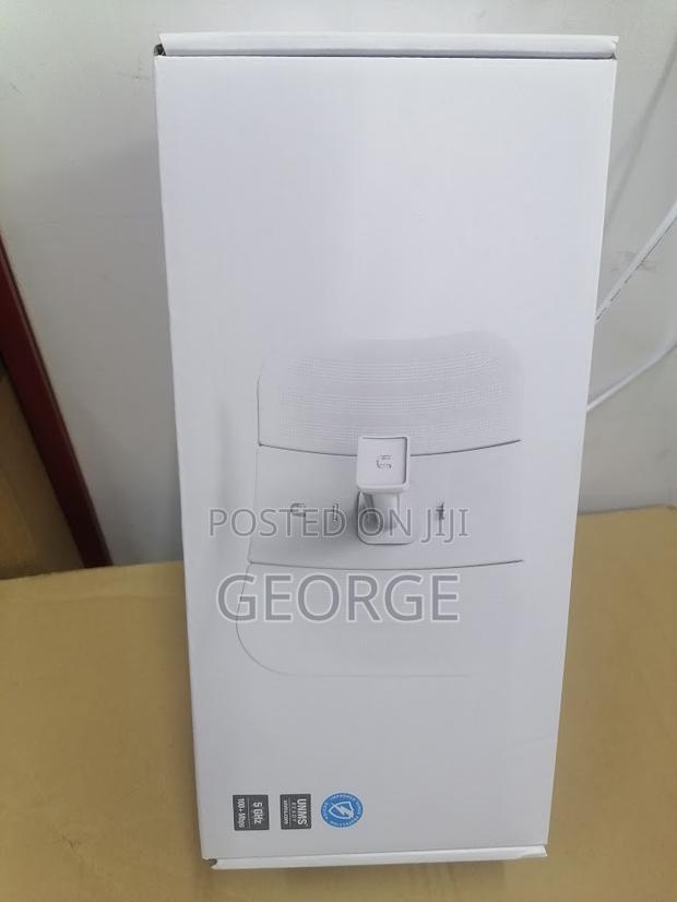 Lbe>M5>23 Ubiquiti Litebeam M5 23dbi 5ghz