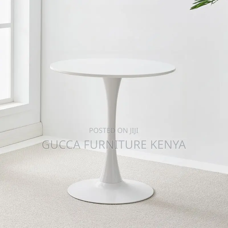Dining Tables:Trendy Rounded Dining Table for Office Home