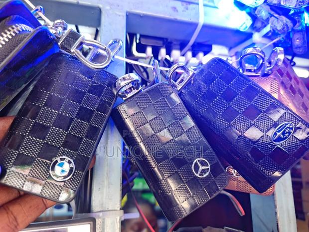 Branded Car Keyholder Holder With Zipper