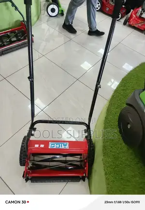 Hand Push Manual Lawn Mower
