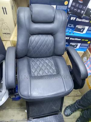 Barber Chair/Kinyozi Barber Chair - main view