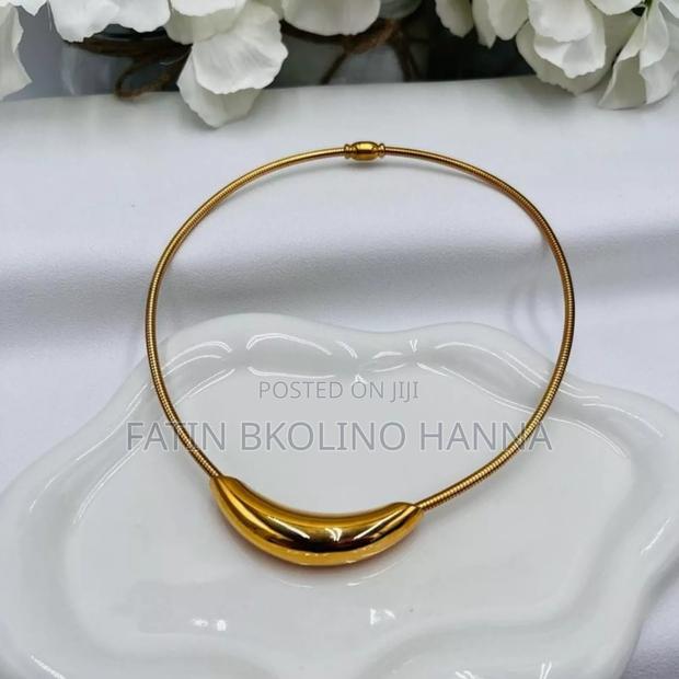 Gold Stainless Steel Choker - thumbnail 2