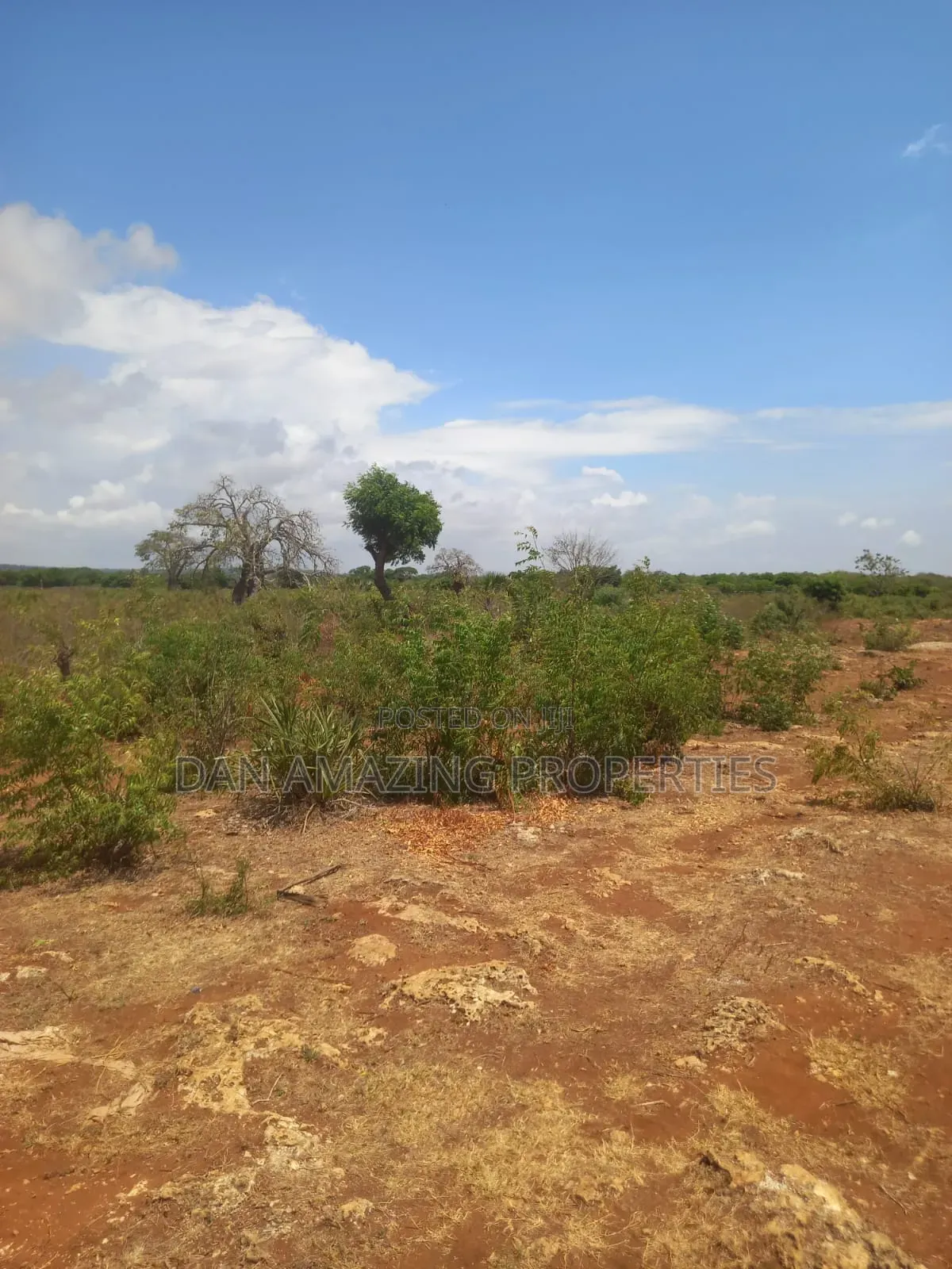 1 Acre in Msa Vipingo for Sale Touching Two Service Road