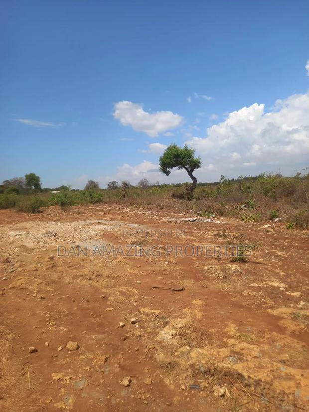 1/4 Acre Msa Vipingo for Sale Touching 2 Service Roads - thumbnail 3