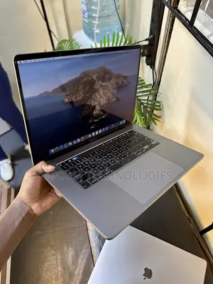 Laptop Apple MacBook Pro 2019 32GB Intel Core I9 SSD 1T