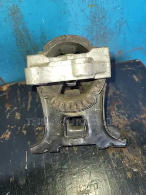 Nissan Days Engine Mounting