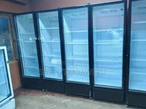 650litres Chiller Display Fridge With White Trays