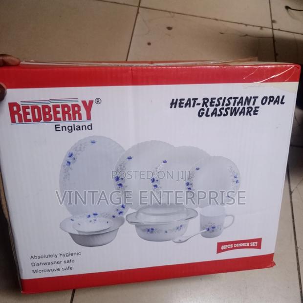 40pcs Dinner Set *Redberry*
