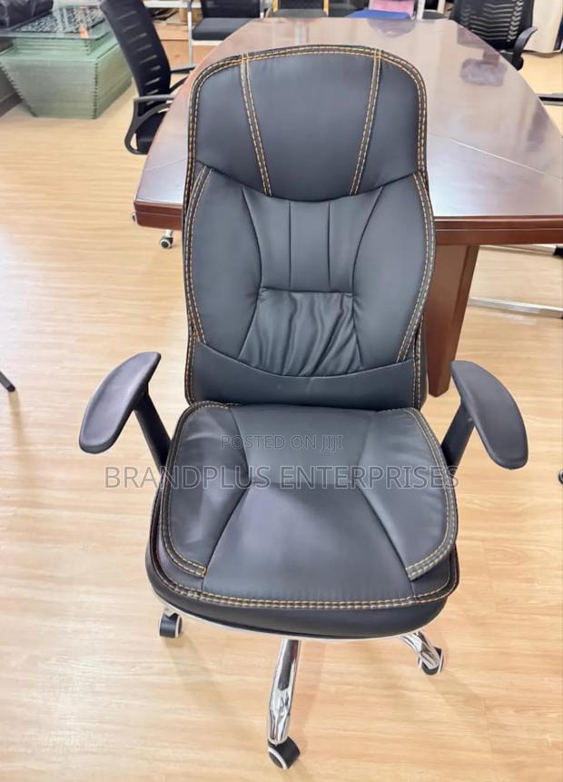Executive Leather Office Chair - main view