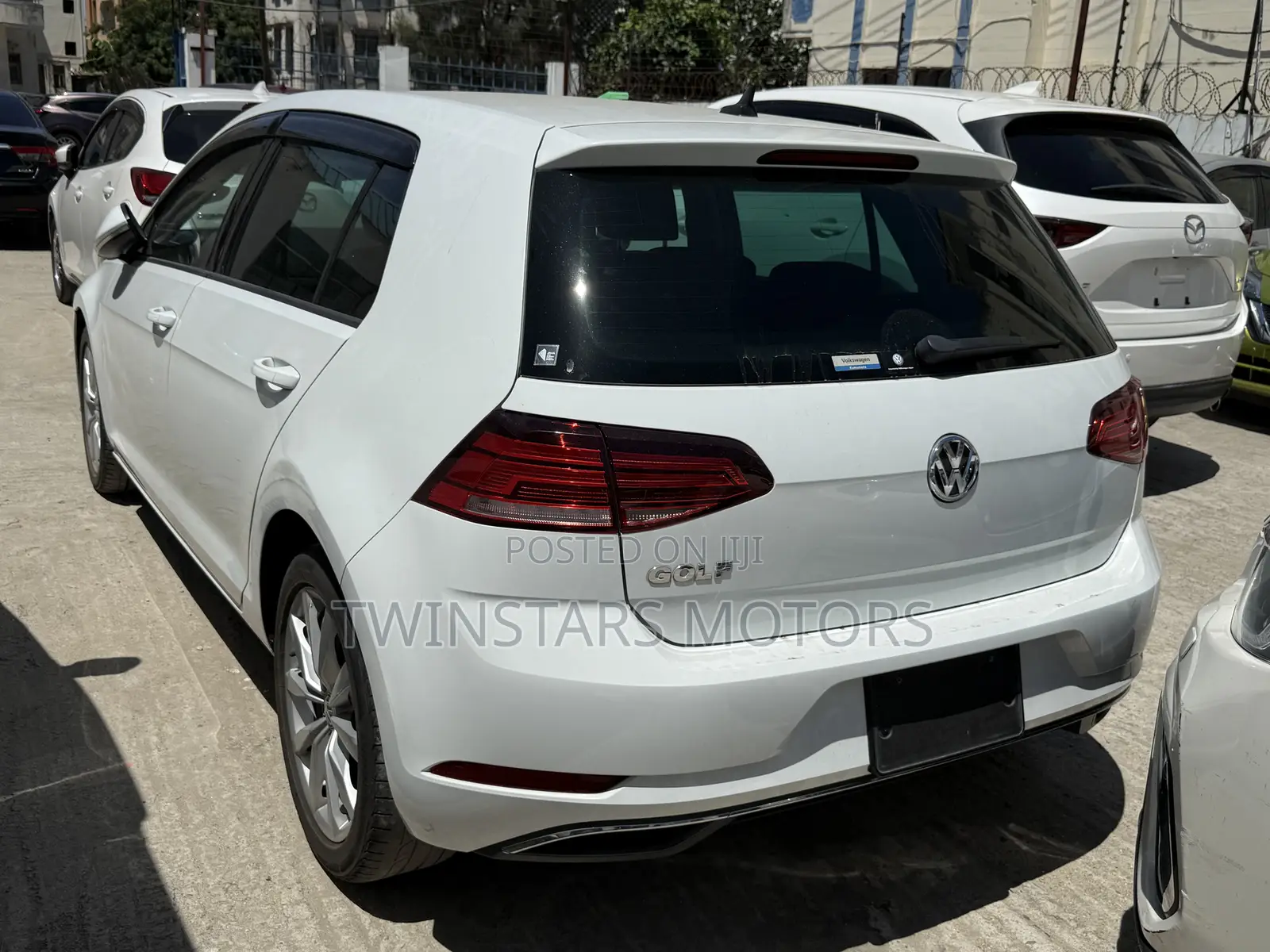 Volkswagen Golf TSI S FWD 2018 White