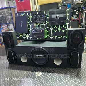 Wallmount Amprack With Disco Lights