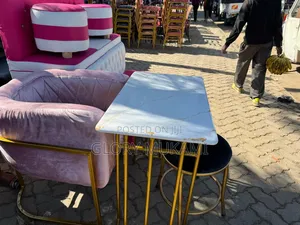 Pink Manicure Styling Chair And Table With Stool
