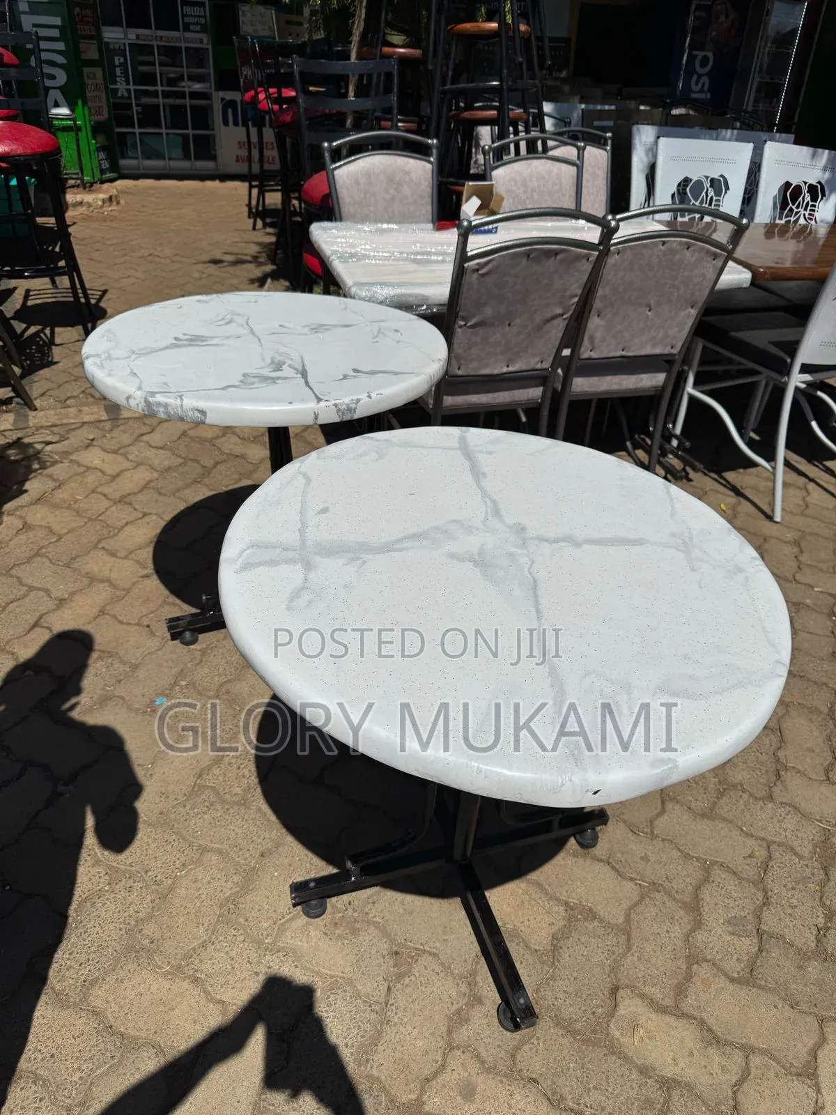 Round White Marble Table