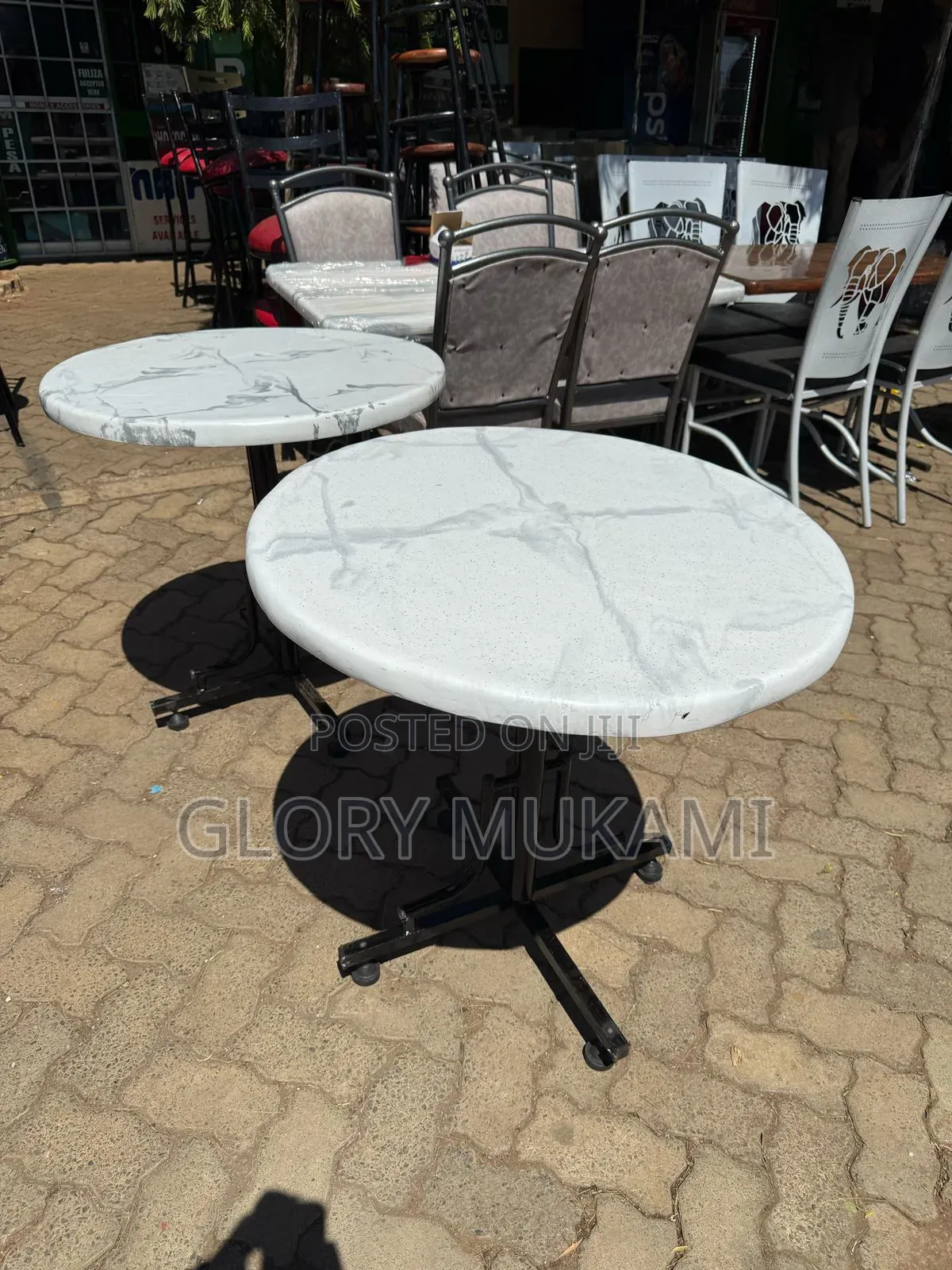 Round White Marble Table