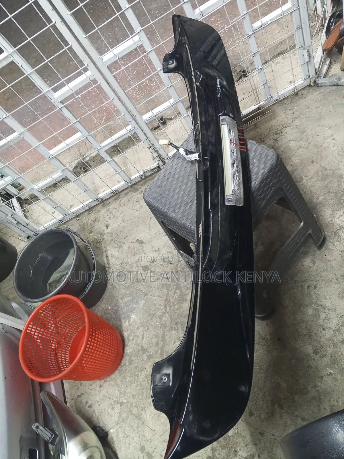 Toyota Noah/Voxy Boot Spoiler Available
