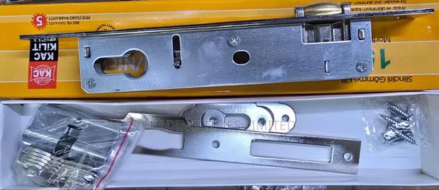 Kac 155u-20mm Locks - main view