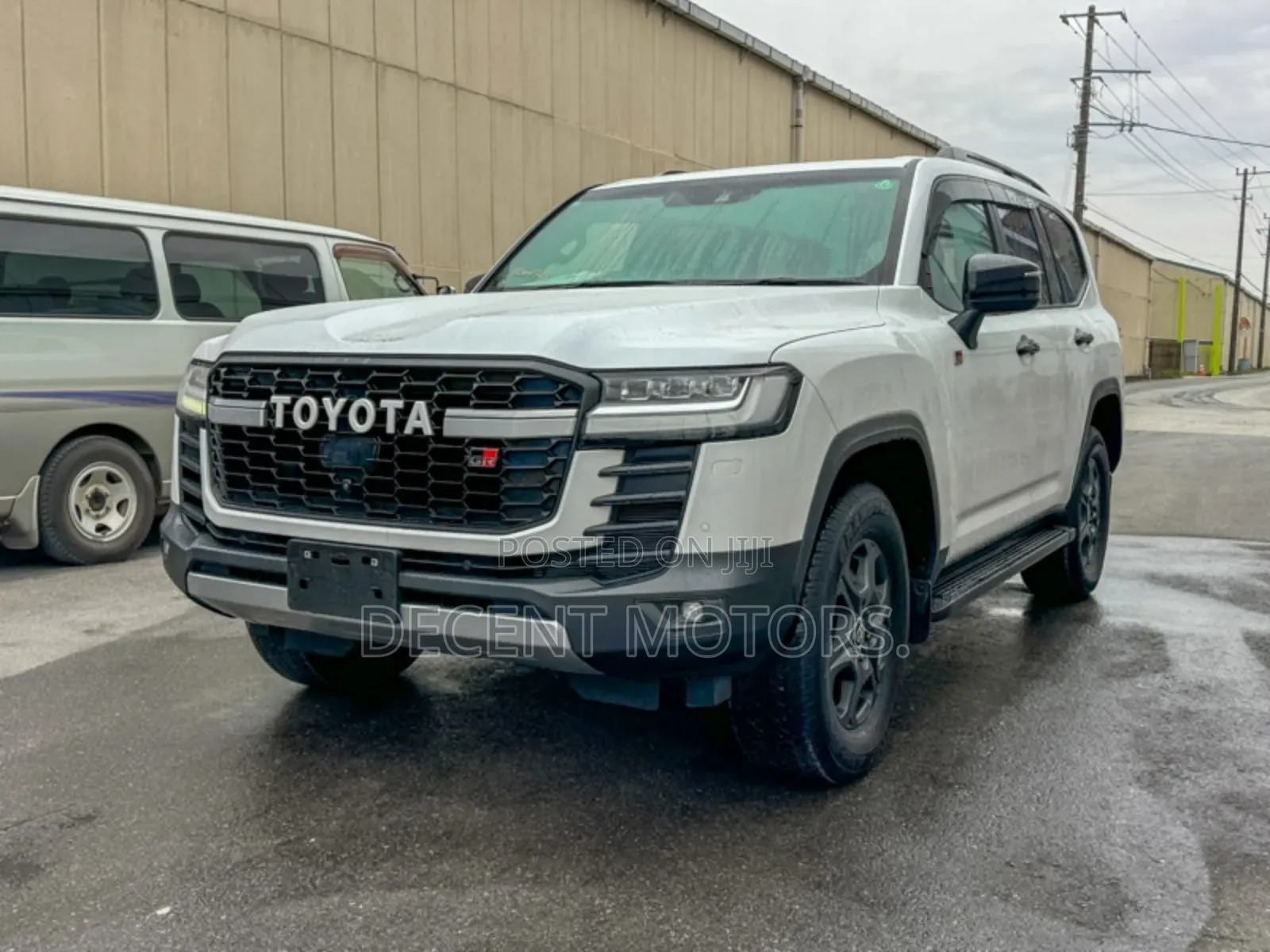 Toyota Land Cruiser Prado 2.8 2021 White