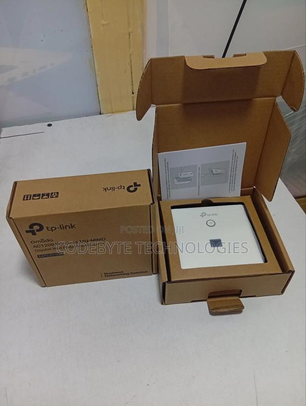 Tp-Link Eap230-Wall Ac1200 Gigabit Wall-Plate Access Point - thumbnail 3