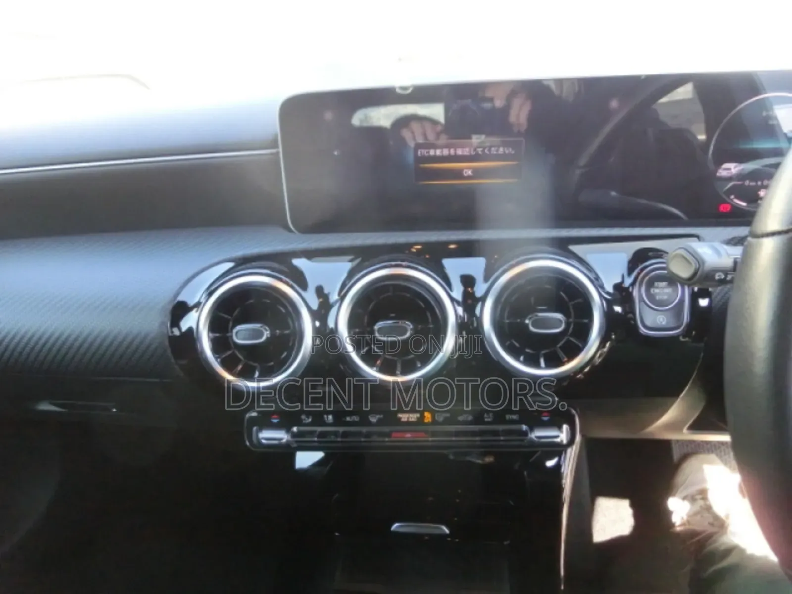 Mercedes-Benz A-Class 2018 Silver