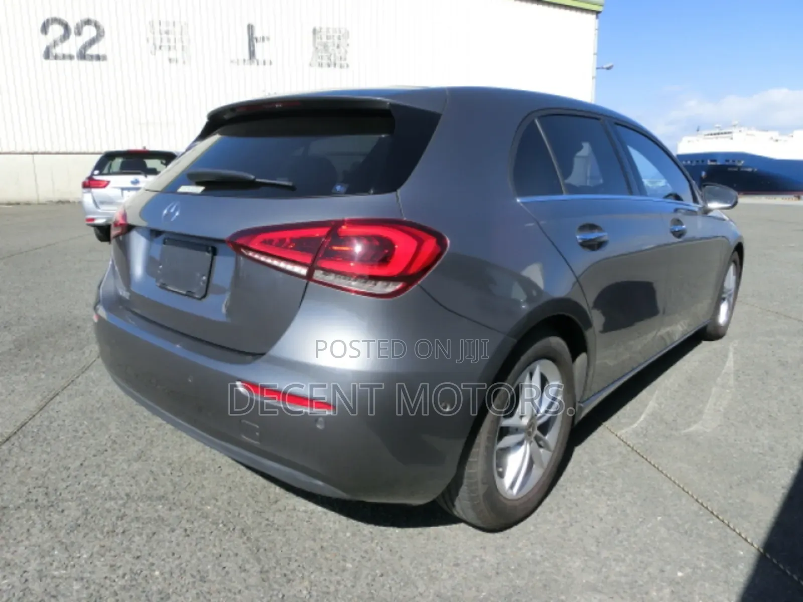 Mercedes-Benz A-Class 2018 Silver