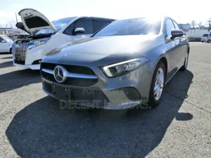 Mercedes-Benz A-Class 2018 Silver