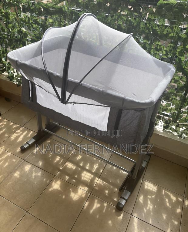 Baby Co- Sleeper. Babycot. Bassinet - thumbnail 4