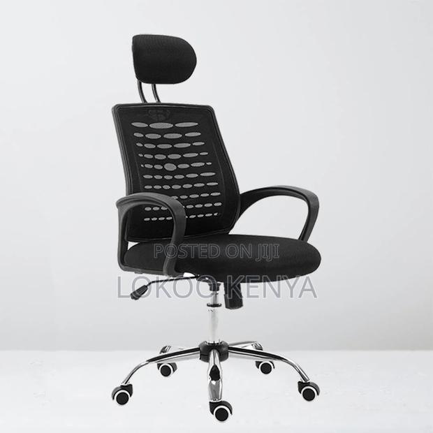 Office Chair: Swivel Adjustable Office Chair - thumbnail 2