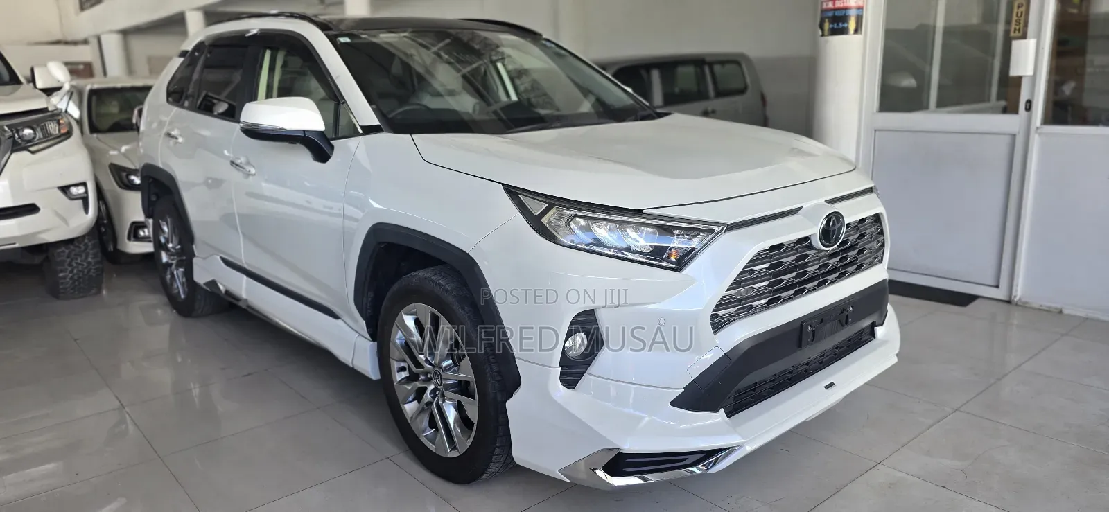 Toyota RAV4 2019 White