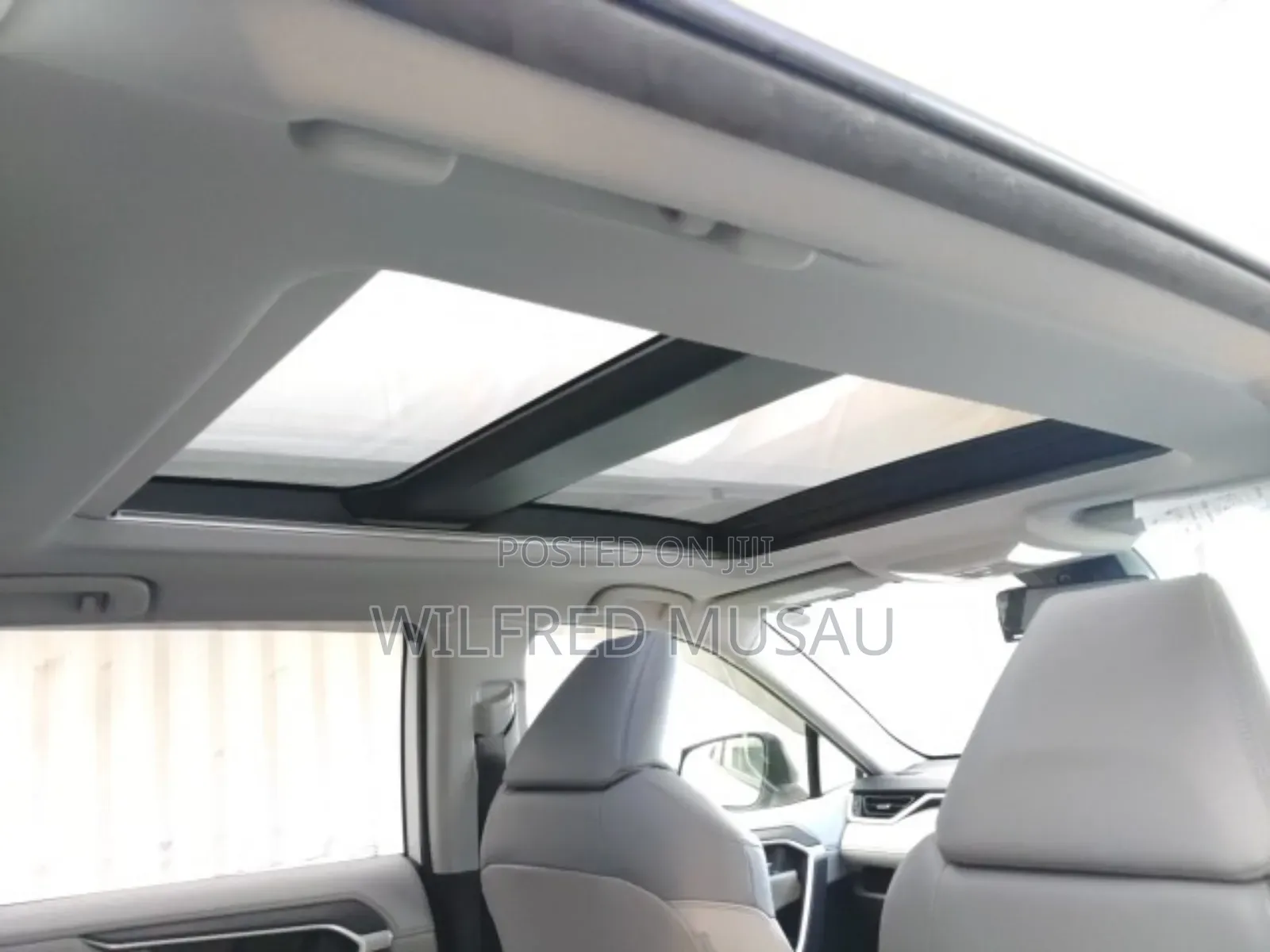 Toyota RAV4 2019 White