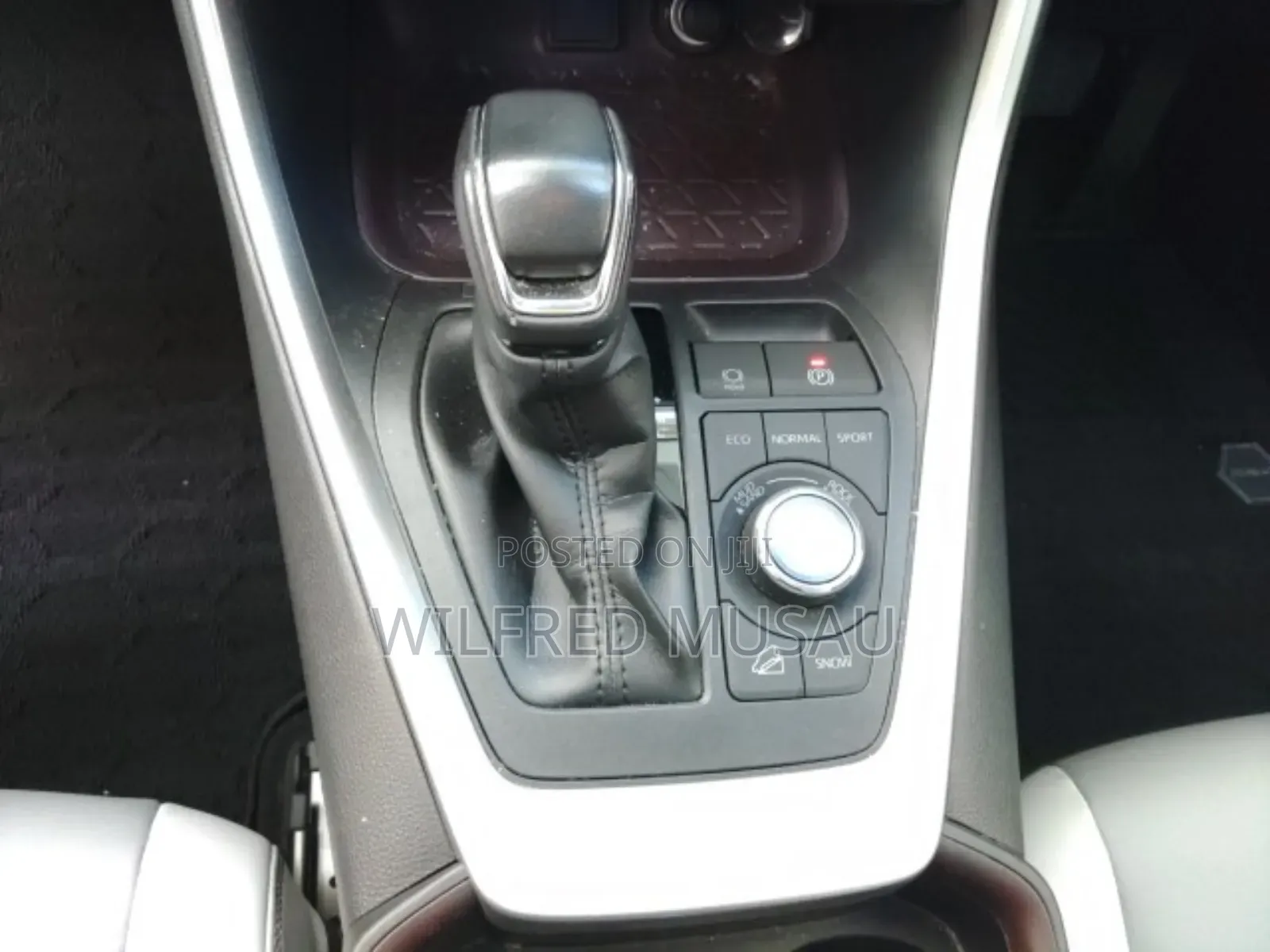 Toyota RAV4 2019 White