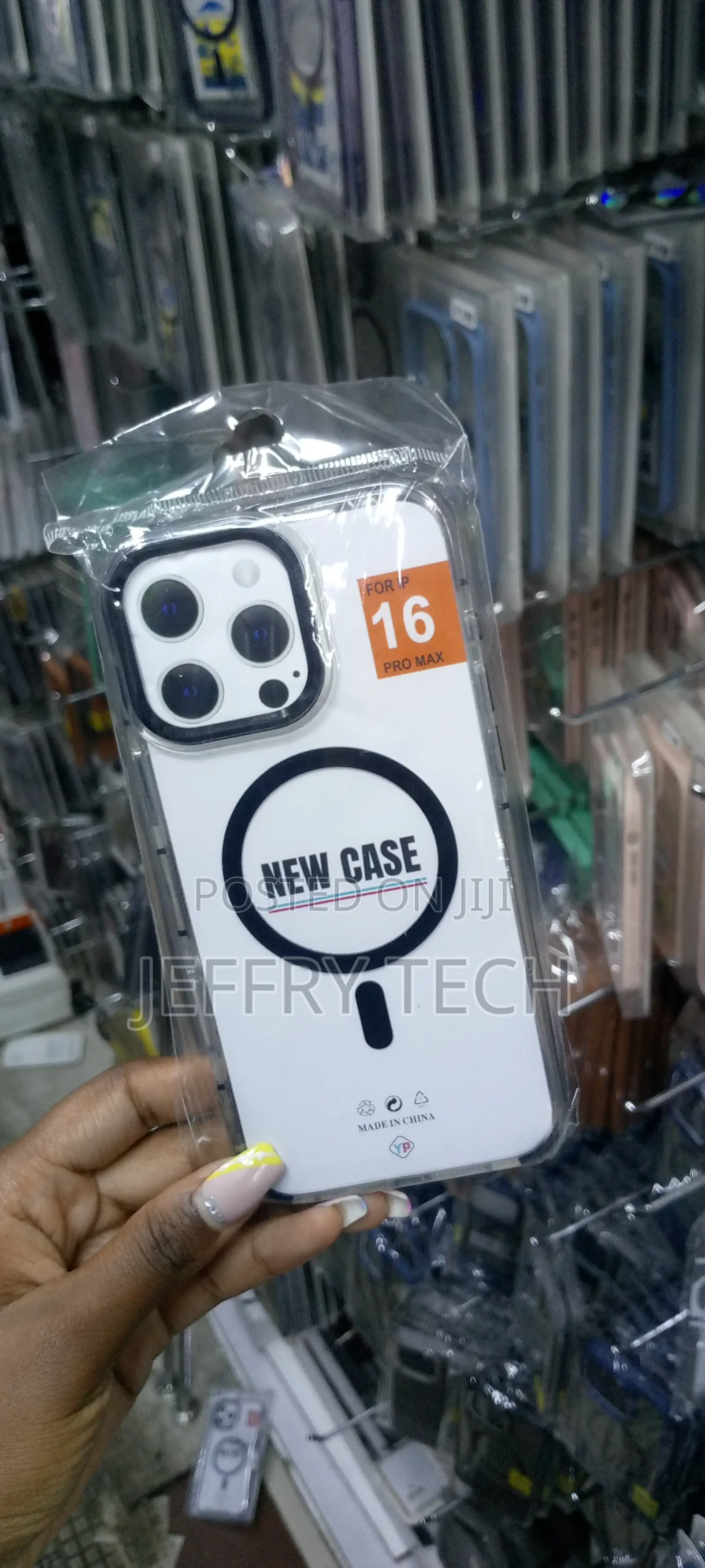 Black Magsafe Clear Phone Case for iPhone 16 Pro Max