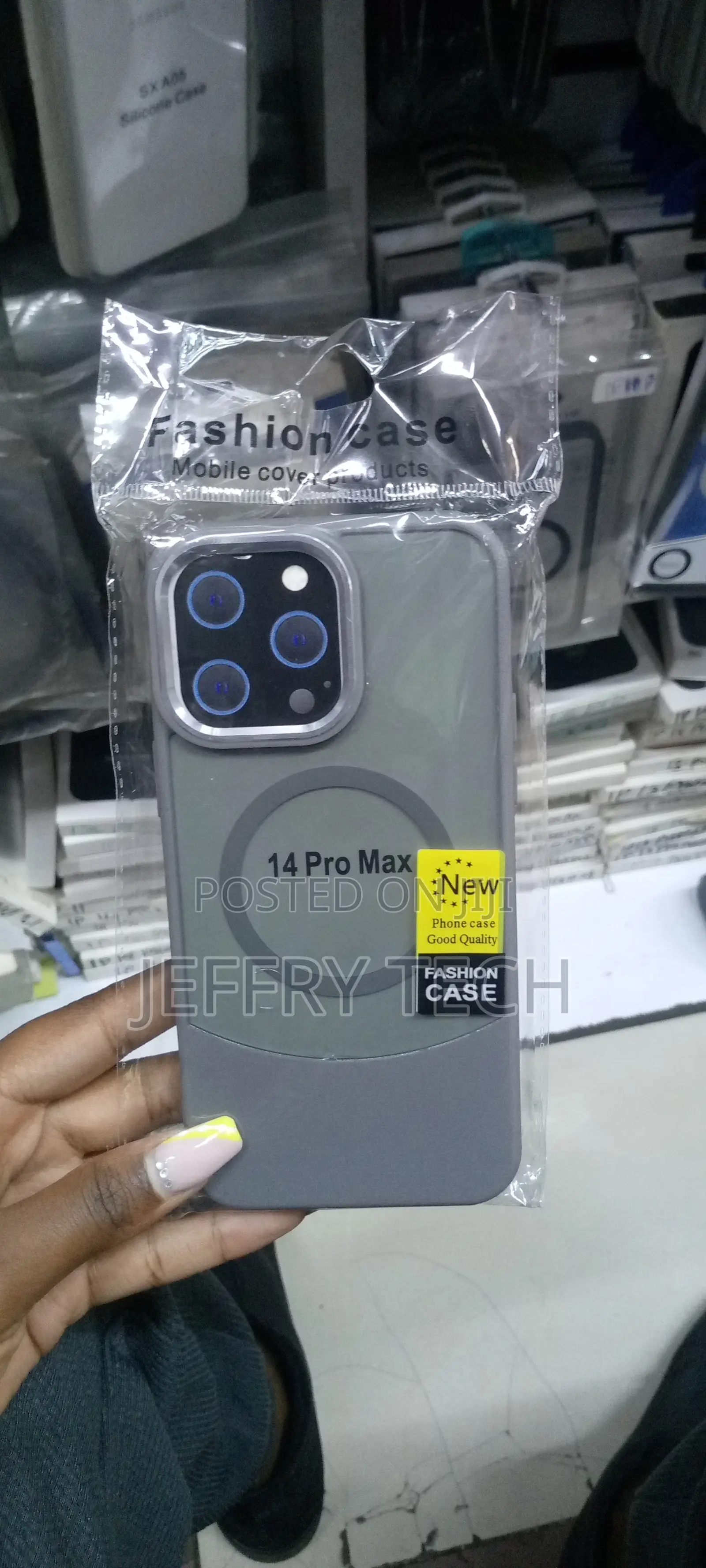 iPhone 14 Pro Max Luxury Bottom Cut Magsafe Back Cover-Gray