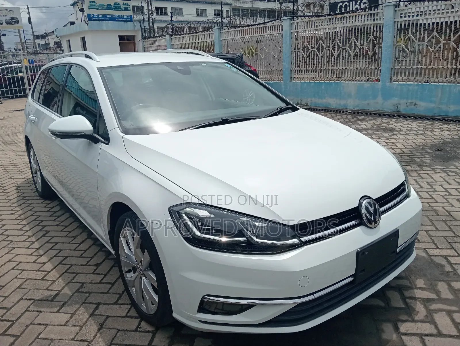 Volkswagen Golf 2018 White