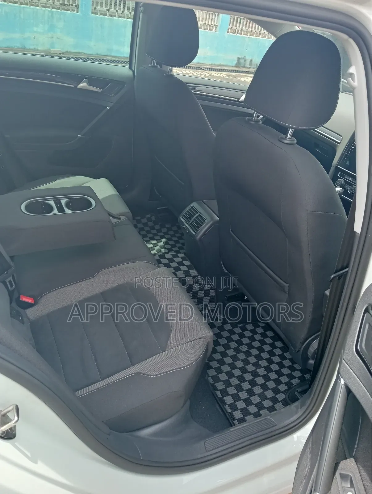 Volkswagen Golf 2018 White