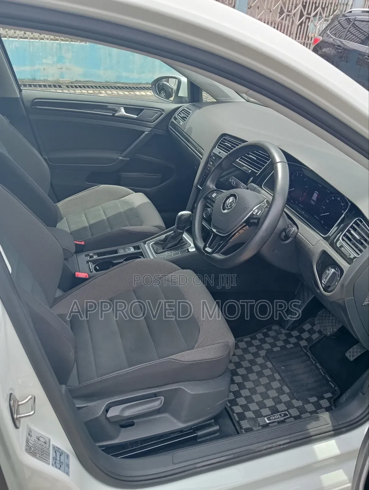 Volkswagen Golf 2018 White