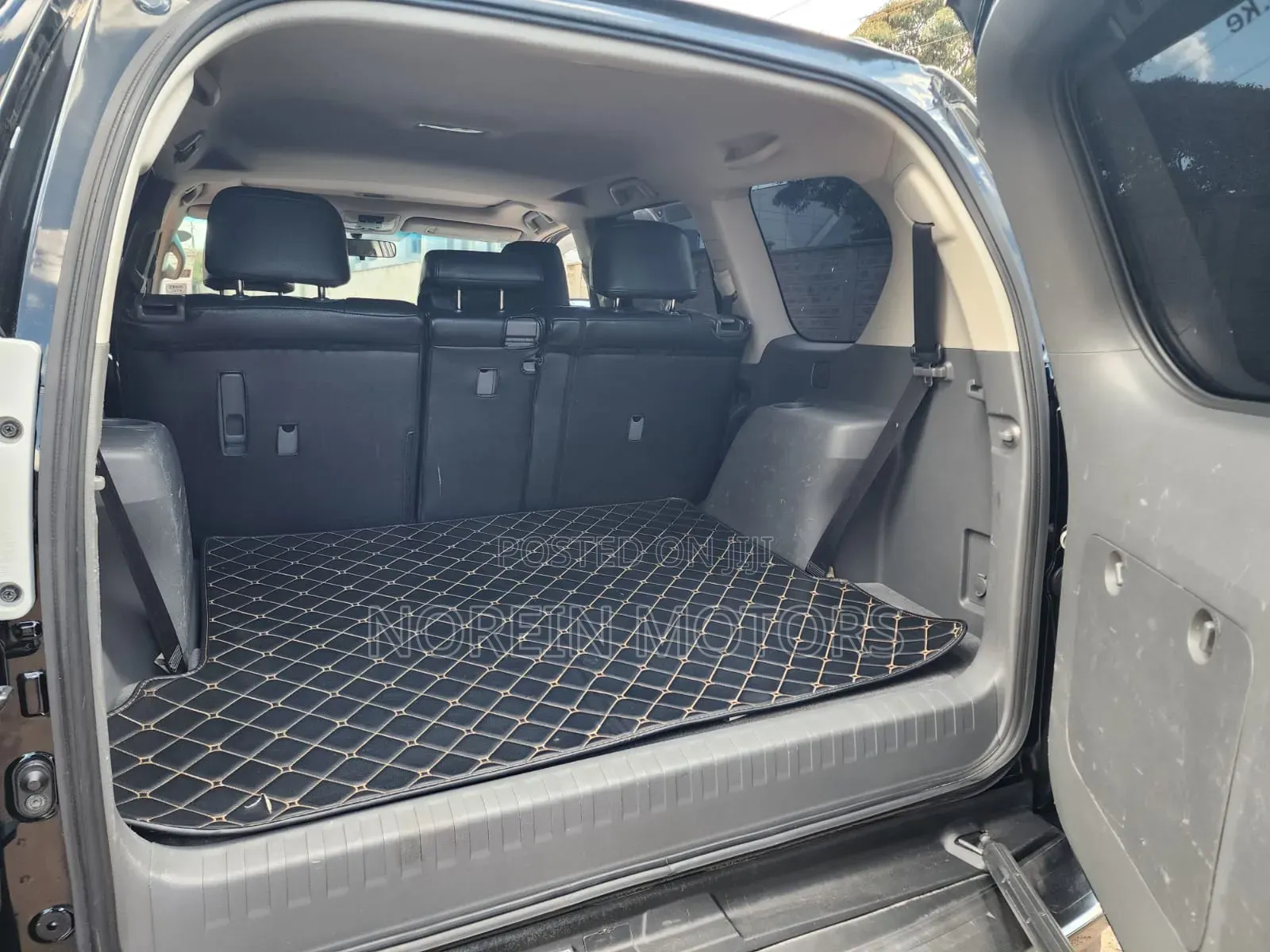 Toyota Land Cruiser Prado 2013 Black