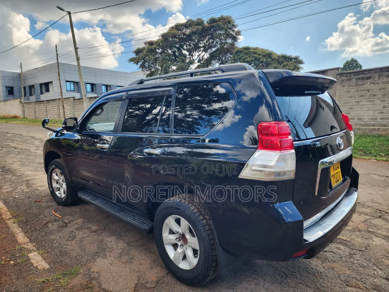 Toyota Land Cruiser Prado 2013 Black